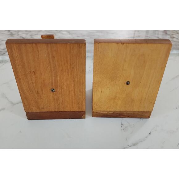 Scottie Terrier Hand carved wooden book ends - Picture 2 of 3